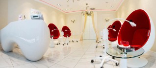 Подробнее о Косметическое отбеливание зубов в салоне красоты – откройте новый бизнес с немецкой компанией Pearl Smile GmbH.